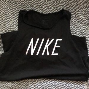 Dry fit Nike tank 🖤